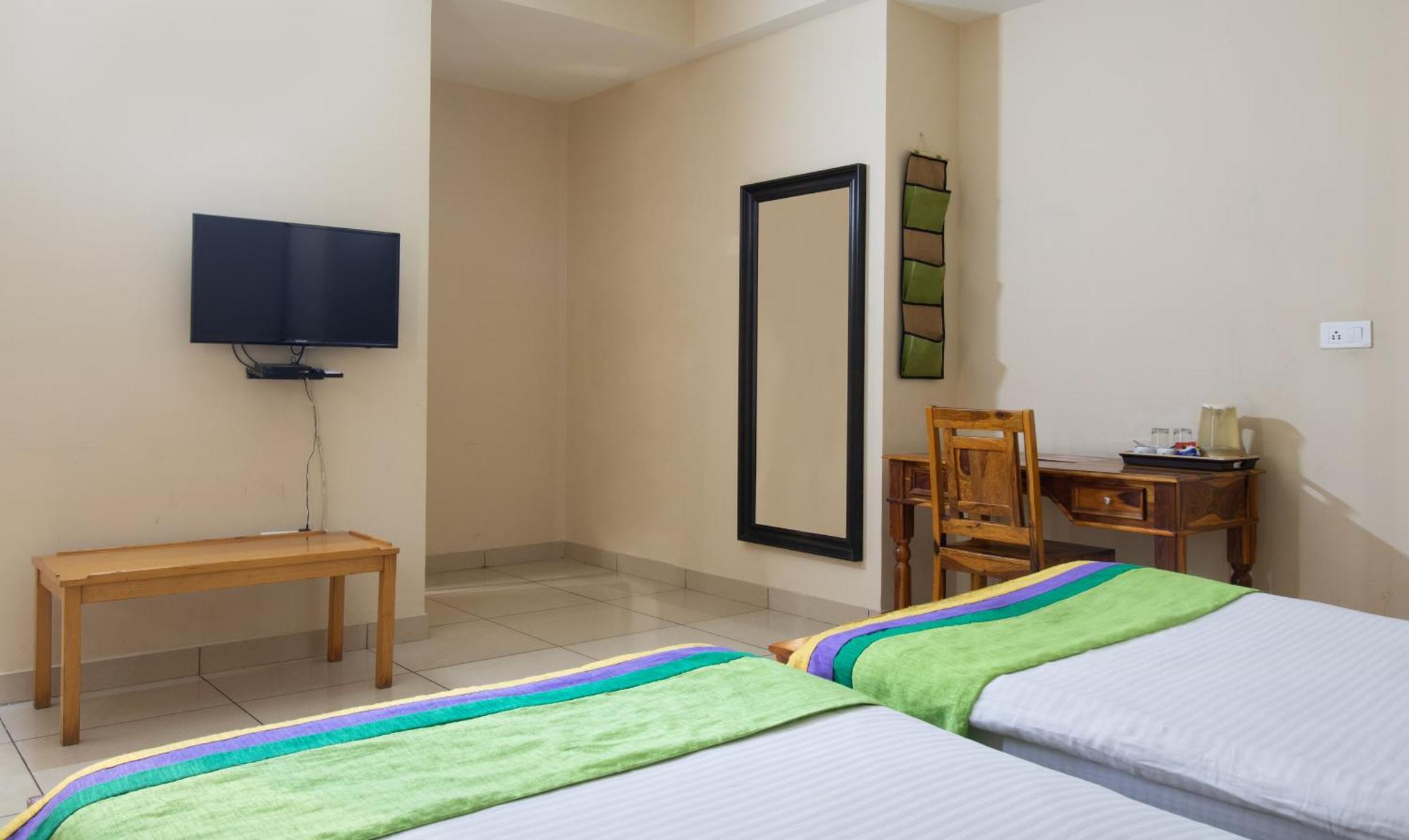 Treebo The Anchorage Malviya Nagar Hotel Jaipur Exterior foto