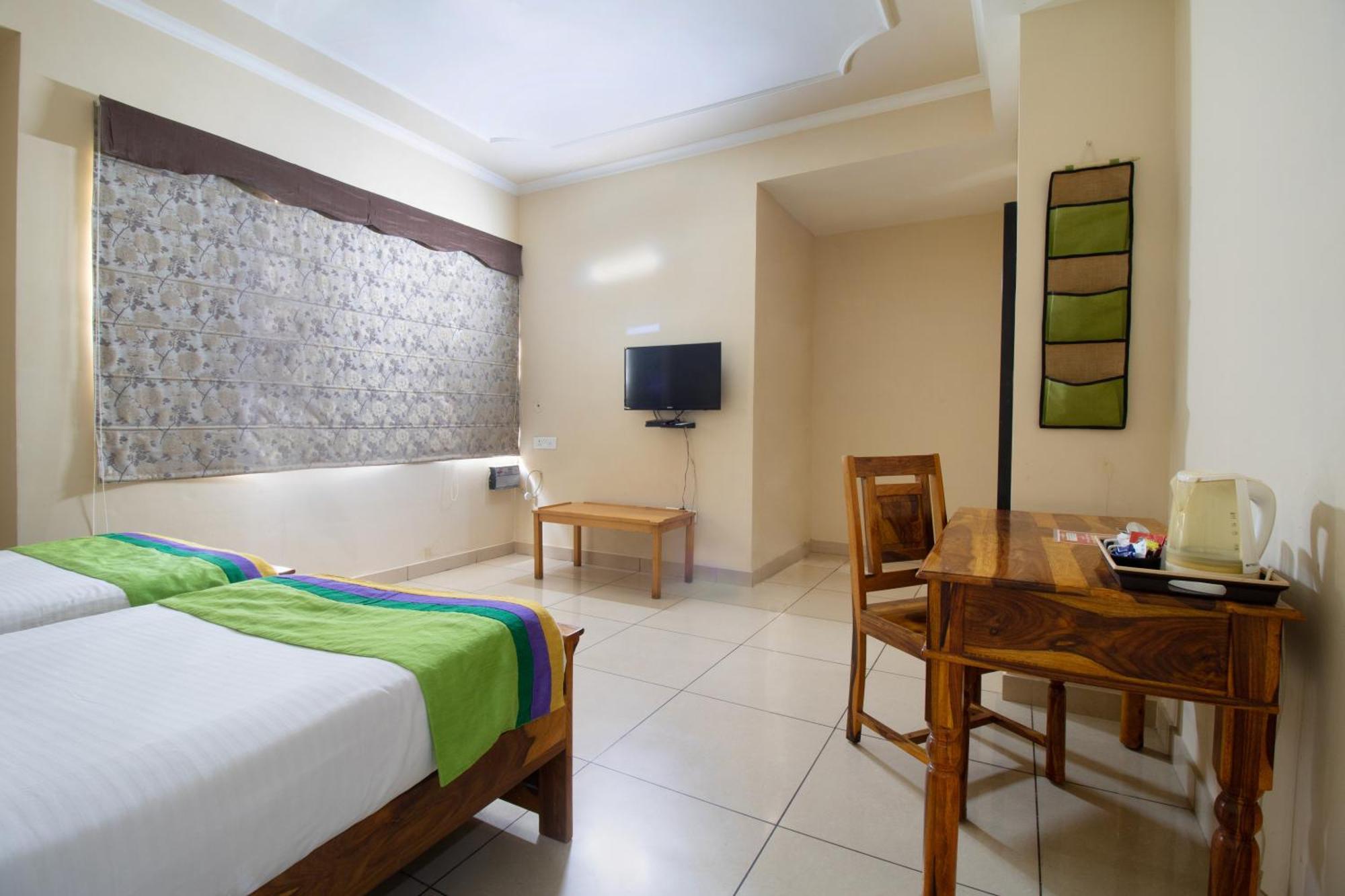 Treebo The Anchorage Malviya Nagar Hotel Jaipur Exterior foto